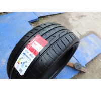 Three A P606 275/40 R20 106Y